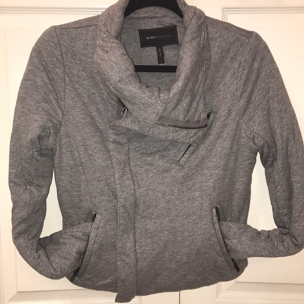 BCBG MAXAZRIA gray asymmetrical zip up sweater